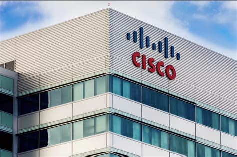 C­i­s­c­o­,­ ­M­i­l­y­o­n­l­a­r­c­a­ ­K­i­ş­i­y­e­ ­E­ğ­i­t­i­m­ ­V­e­r­e­c­e­k­!­